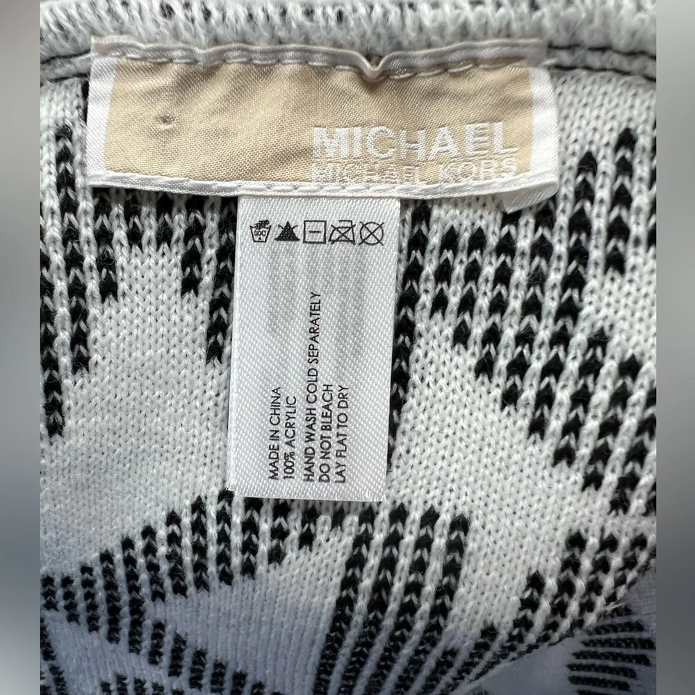 Reversible Michael Kors Infinity‎ Scarf